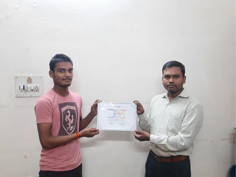 aayush agrawal digimark student