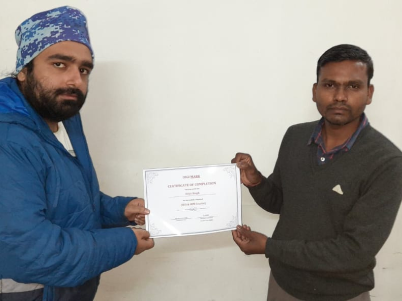 diljit singh digimark student