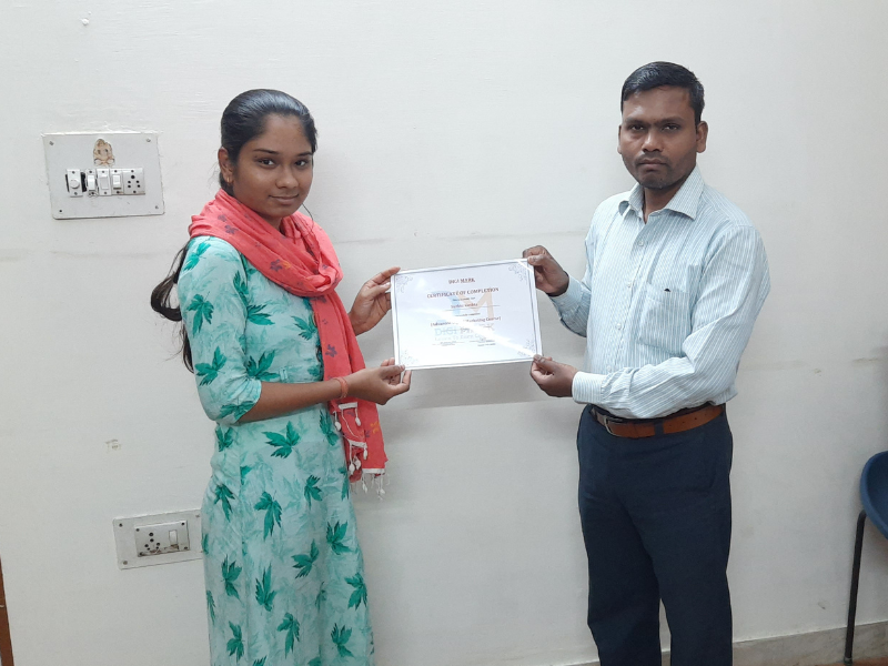 surbhi koshta digimark student